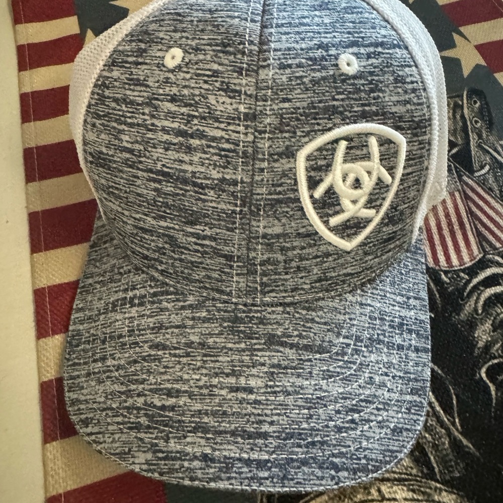 Ariat hat